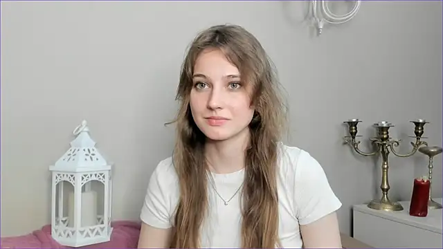 RubieHeiser online show from 04/15/26, 07:58