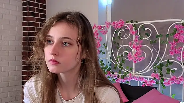 RubieHeiser online show from 04/08/26, 09:44