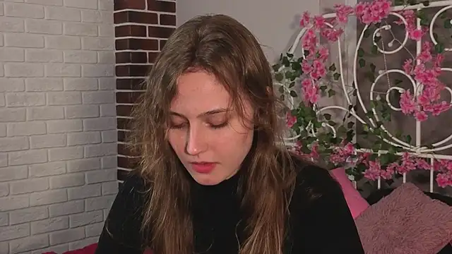 RubieHeiser online show from 04/13/26, 06:01