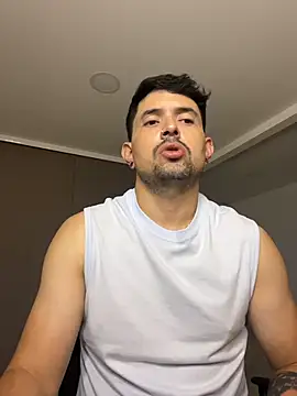 TroyeSavage online show from 03/25/26, 11:31