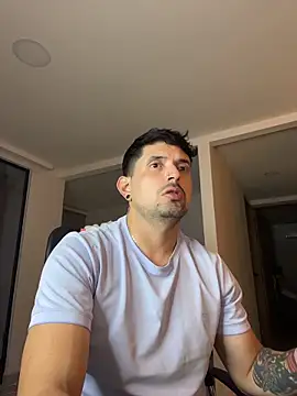 TroyeSavage online show from 04/02/26, 11:33