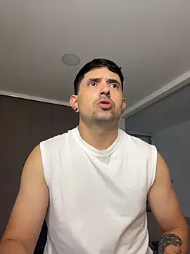 TroyeSavage online show from 03/26/26, 11:19