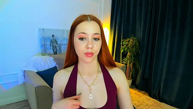 Snapshot of BloomAndFun chatting on 04/08/26, 07:48 BloomAndFun online show from 04/08/26, 07:48