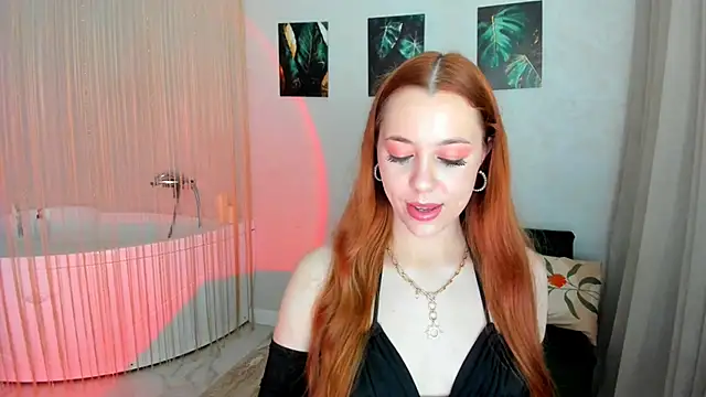 Snapshot of BloomAndFun chatting on 04/13/26, 07:40 BloomAndFun online show from 04/13/26, 07:40