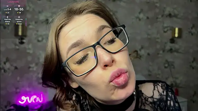 Your-Night-Fury online show from 04/11/26, 05:27