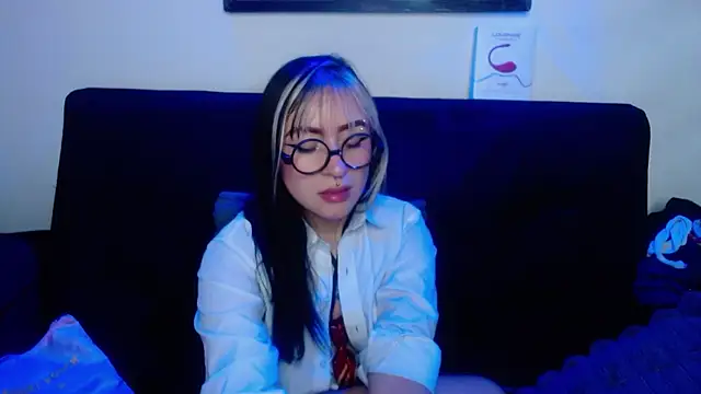 melodygirl2   online show from 04/12/26, 07:44