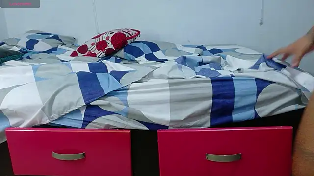 sexysofiaaa online show from 03/08/26, 10:13