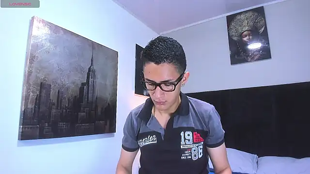 Snapshot of _Alan_Walker_1 chatting on 07/10/26, 02:50 Alan Walker 1 online show from 07/10/26, 02:50