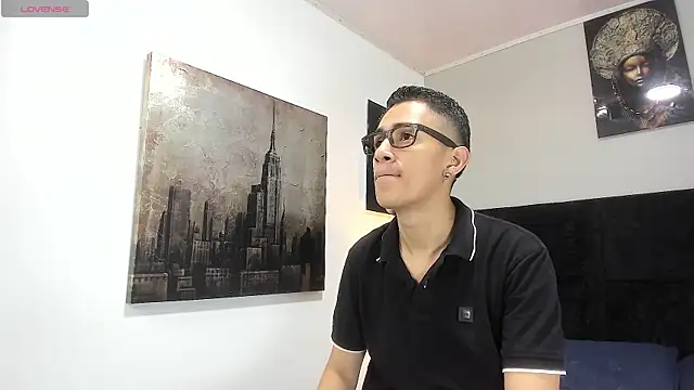Snapshot of _Alan_Walker_1 chatting on 06/21/26, 04:13 Alan Walker 1 online show from 06/21/26, 04:13