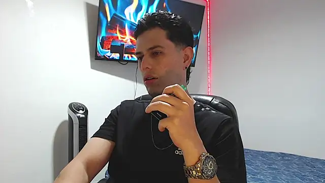 JUAN CAMILOXXX online show from 04/24/26, 04:58