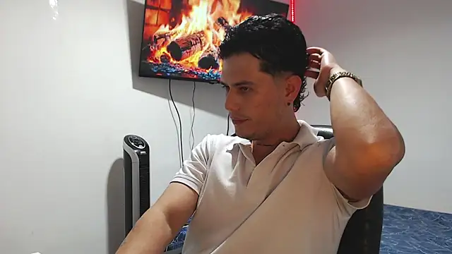 JUAN CAMILOXXX online show from 04/15/26, 04:40