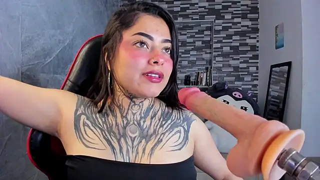 Sophiia cherry online show from 05/23/26, 05:45