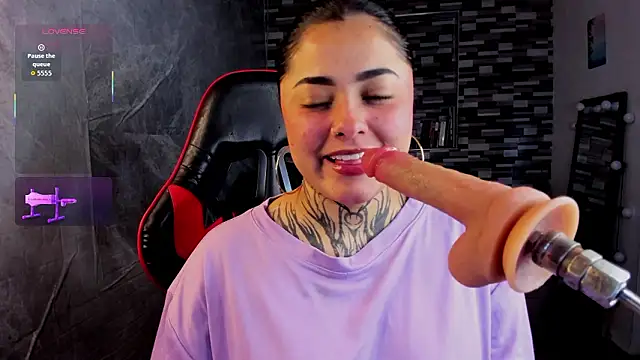 Sophiia cherry online show from 03/18/26, 10:32