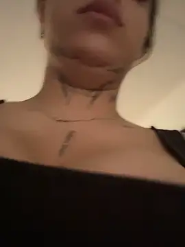 CarolQueen1  online show from 04/22/26, 12:34