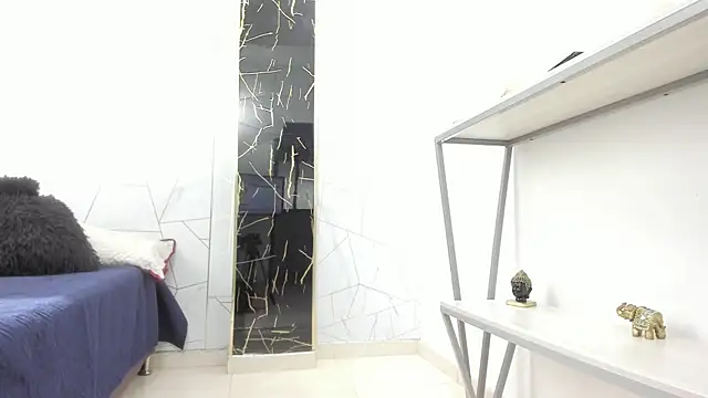 Valentin Lux online show from 04/08/26, 04:03