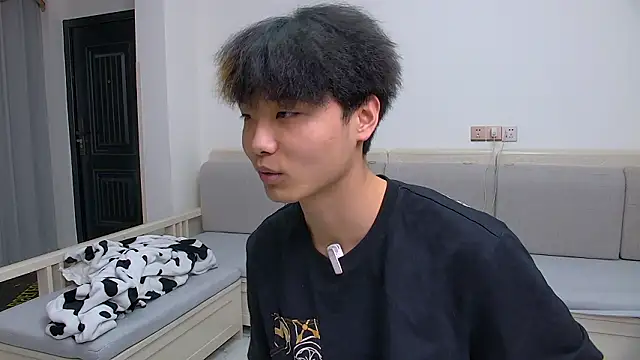 icecream-002 online show from 03/12/26, 10:30