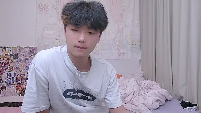 icecream-002 online show from 05/11/26, 11:44