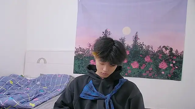 icecream-002 online show from 04/11/26, 11:36