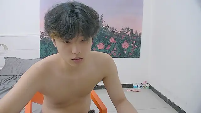 icecream-002 online show from 06/01/26, 12:05