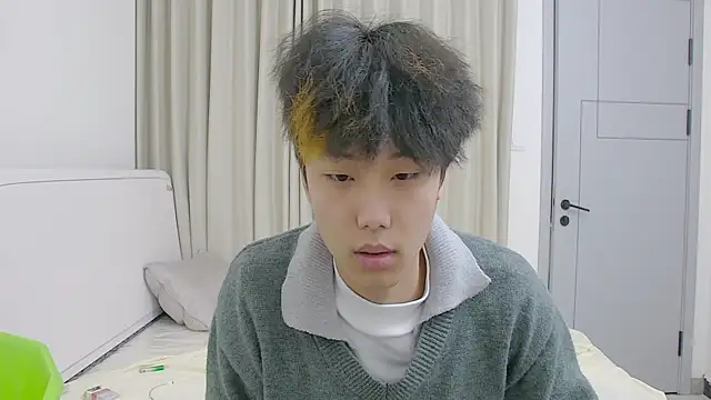 icecream-002 online show from 04/04/26, 04:19