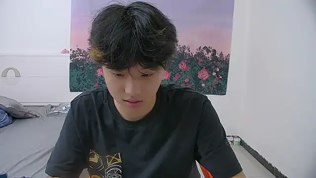 icecream-002 online show from 04/27/26, 11:41