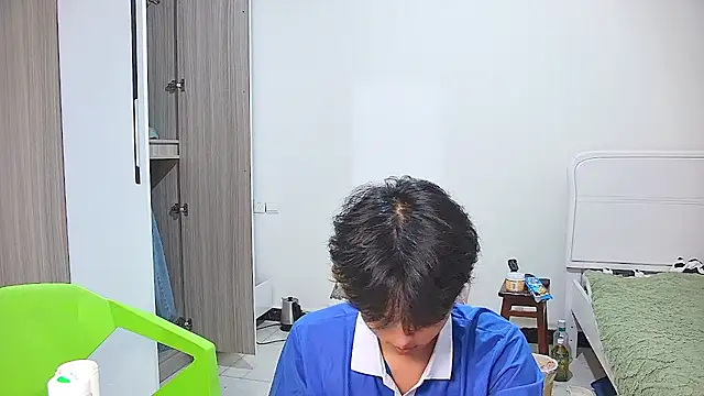 icecream-002 online show from 04/28/26, 11:58