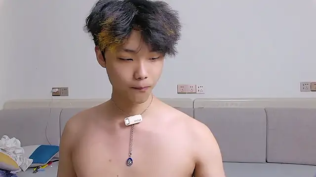 icecream-002 online show from 04/01/26, 01:23