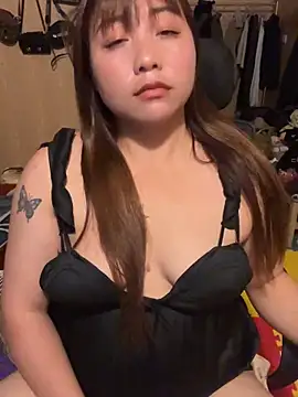 Snapshot of Sumi_pusy chatting on 05/20/26, 03:47 Sumi pusy online show from 05/20/26, 03:47