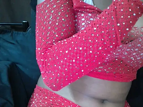 Couplehot00 online show from 06/15/26, 06:51