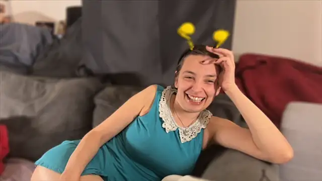 hello katieex online show from 04/28/26, 08:02