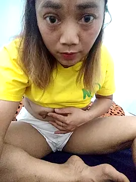 Snapshot of Sweet-cum425 chatting on 04/05/26, 01:29 Sweet-cum425 online show from 04/05/26, 01:29