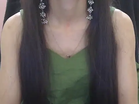 Snapshot of Lovely_Ananta chatting on 06/20/26, 04:56 Lovely Ananta online show from 06/20/26, 04:56