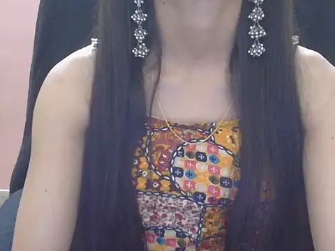Snapshot of Lovely_Ananta chatting on 05/31/26, 04:46 Lovely Ananta online show from 05/31/26, 04:46