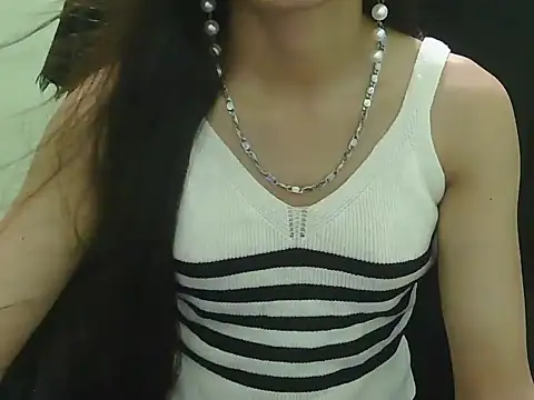Snapshot of Lovely_Ananta chatting on 07/13/26, 05:12 Lovely Ananta online show from 07/13/26, 05:12