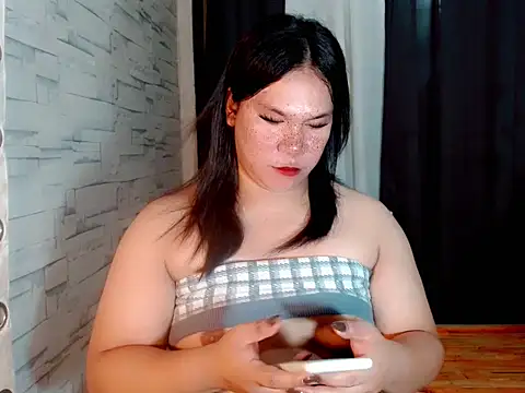 Snapshot of naughty_vies chatting on 04/10/26, 06:31 naughty vies online show from 04/10/26, 06:31