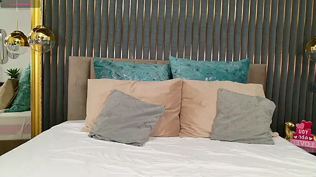 SophieFinn online show from 03/31/26, 04:20