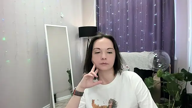 Harmoni Love online show from 03/20/26, 06:25