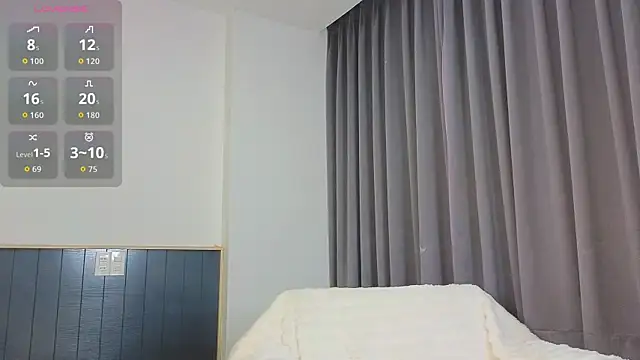Snapshot of lumi_ka chatting on 06/21/26, 01:22 lumi ka online show from 06/21/26, 01:22