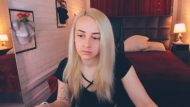 CarolMoor online show from 04/02/26, 09:16