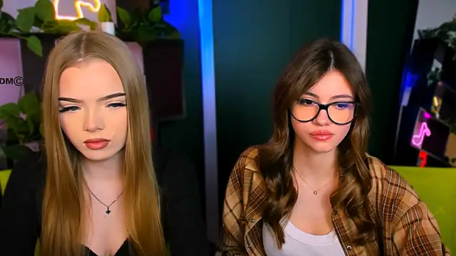 Snapshot of mia_bamby1 chatting on 03/19/26, 06:24 mia bamby1 online show from 03/19/26, 06:24