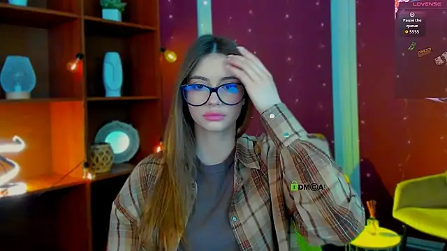 Snapshot of mia_bamby1 chatting on 04/12/26, 05:33 mia bamby1 online show from 04/12/26, 05:33