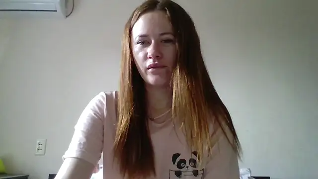 Snapshot of Whisper_Of_Desire chatting on 04/13/26, 10:41 Whisper Of Desire online show from 04/13/26, 10:41