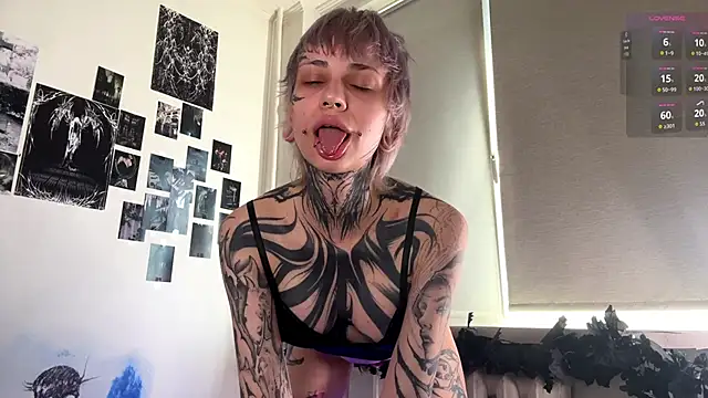 KizzieSherbert online show from 06/07/26, 11:04