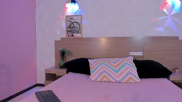 KittyVelve online show from 04/06/26, 12:28