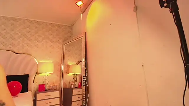 KatyaJackson online show from 04/17/26, 02:20