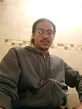 Snapshot of DrEazyDick chatting on 06/29/26, 04:39 DrEazyDick online show from 06/29/26, 04:39