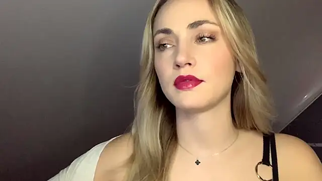 ScarlettSensitive online show from 05/02/26, 02:22