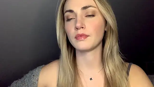 ScarlettSensitive online show from 04/22/26, 08:04