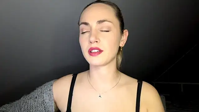 ScarlettSensitive online show from 05/21/26, 08:28