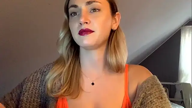 Snapshot of ScarlettSensitive chatting on 03/12/26, 03:38 ScarlettSensitive online show from 03/12/26, 03:38